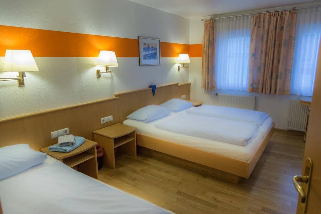 Gasthof Rebstock FDH Zewnętrze zdjęcie