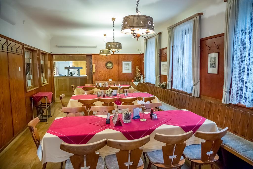 Gasthof Rebstock FDH Zewnętrze zdjęcie